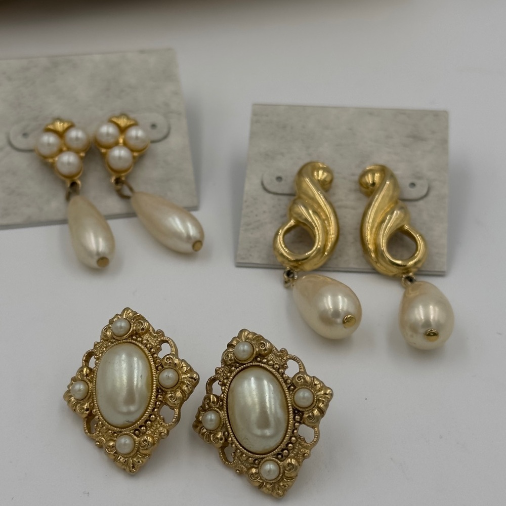 3 Pair of Gold-Tone Pearl Drop Earrings & Classic Vintage Style